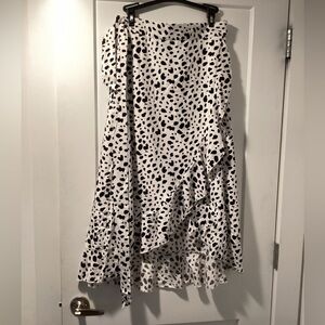 Nwt NiMin Skirt Size medium‎